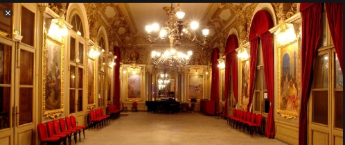 foyer-opera.jpg